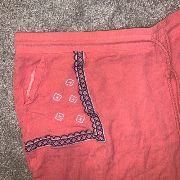 Est. 1946 Rayon Pink & Blue w Beads Shorts 26/28W - Picture 6 of 12